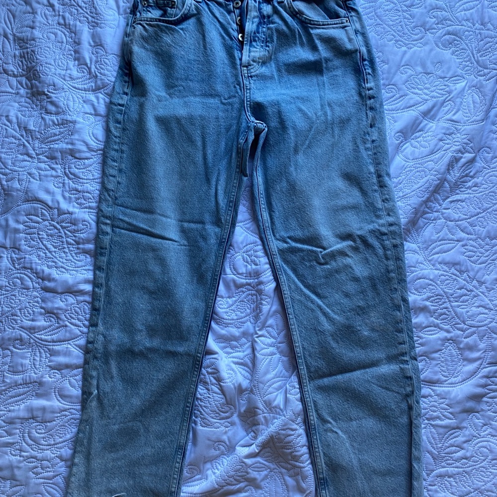 Jean - Picture 7 of 7